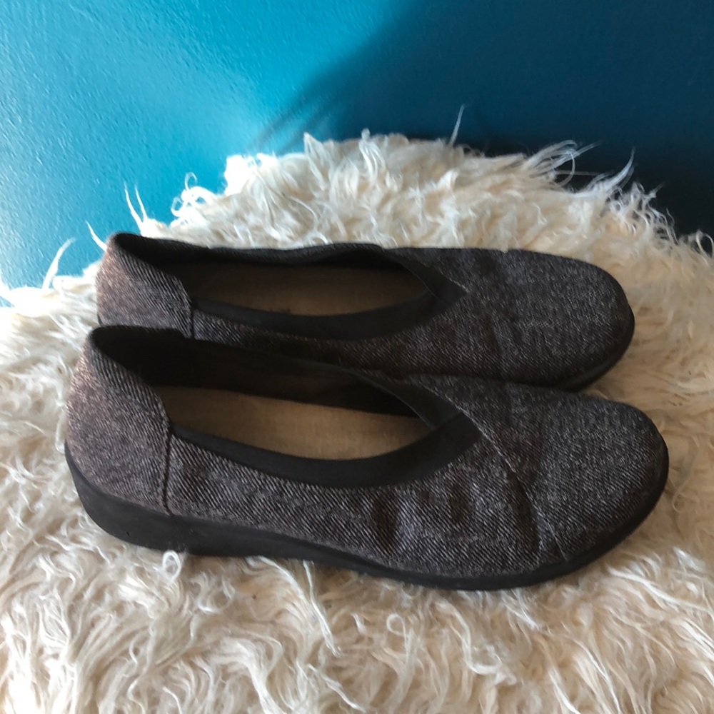 Clark’s Cloudsteppers slip on ballet flats